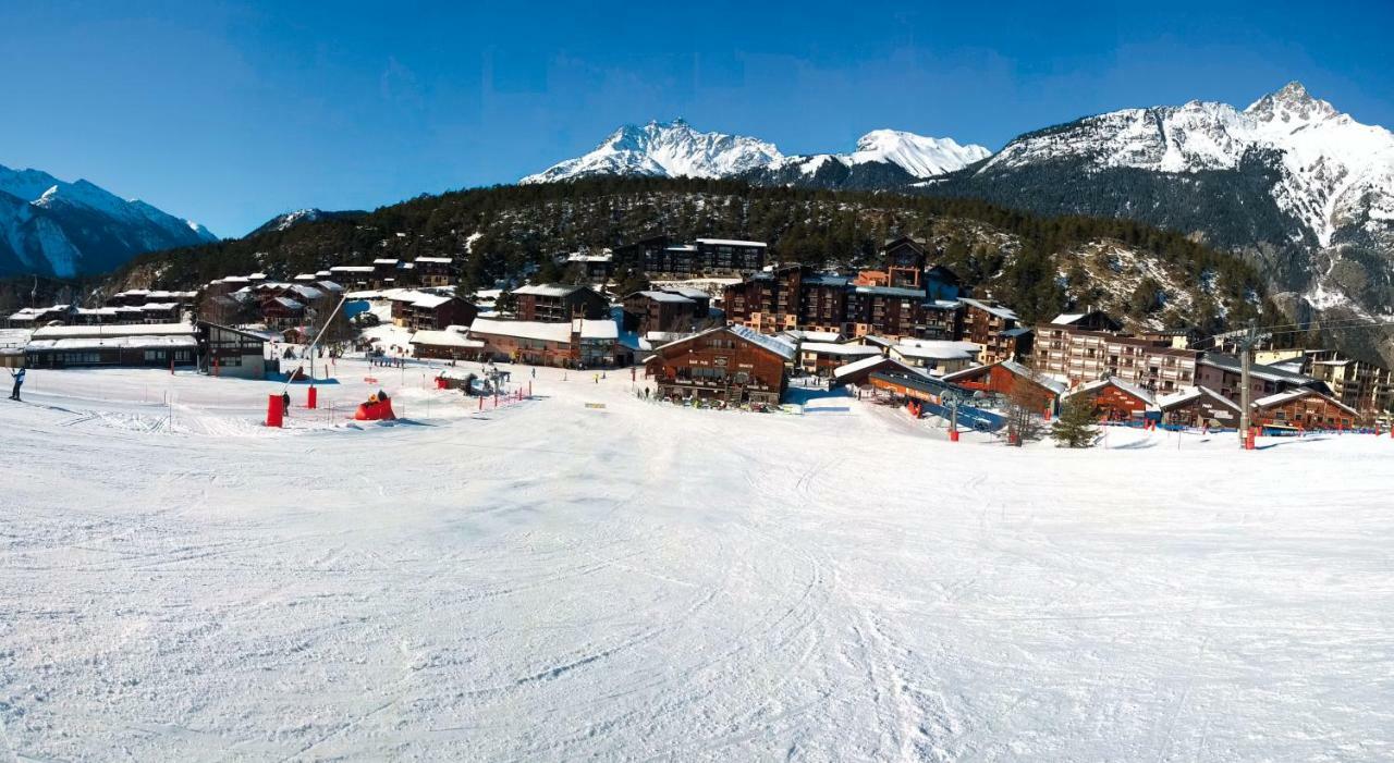 Vacancéole - Résidence Les Chalets et Balcons De La Vanoise La Norma Exterior foto